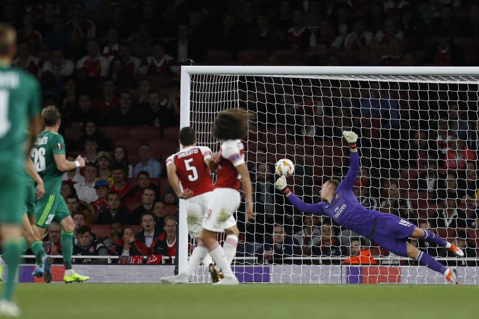 Less than impressed | Keown says Leno did ‘nothing for the whole night’: AFP/Getty Images/Ian Kington