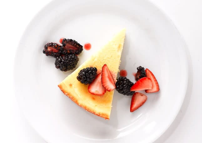 Goat-Cheese Cake With Mixed Berries