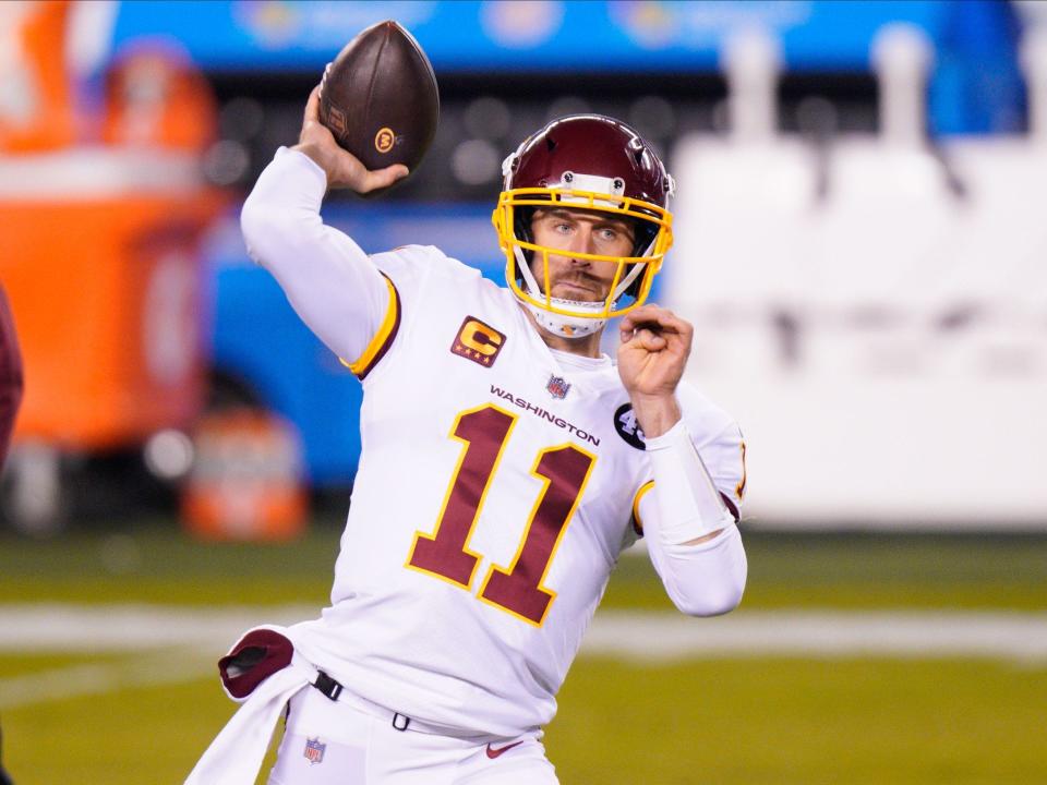Alex Smith warms up before a game against the Philadelphia Eagles.