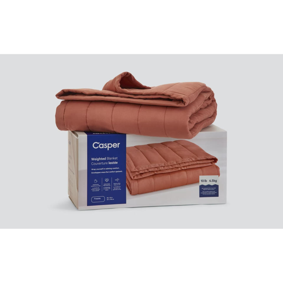 Casper is Offering 56% Off Its Weighted Blanket Over Black Friday