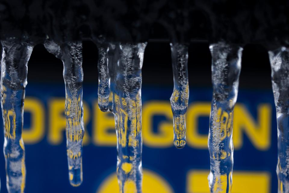 Icicles hang on a vehicle in Oregon (AP)