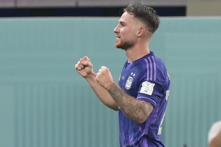 Alexis Mac Allister convirtió ante Polonia su primer gol con la camiseta de la selección argentina