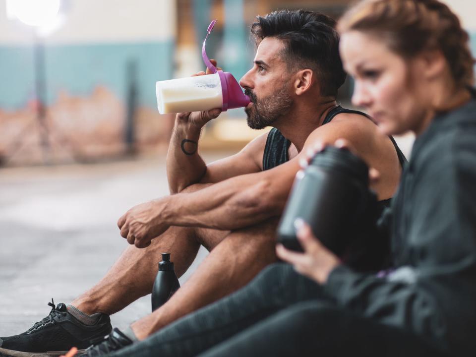 protein shake bcaas study gym