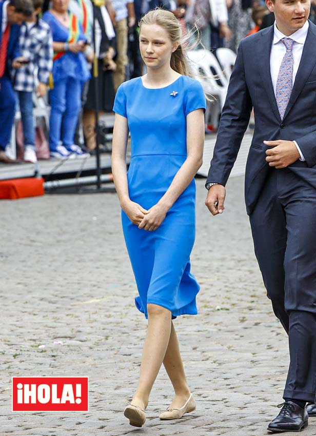 Éléonore de Bélgica vestido azul