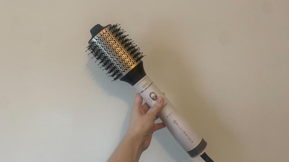 Bellissima Air Wonder 8 in 1 Hot Air Styler being held by author