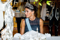 <p>Letizia d'Espagne pour son dîner d'Etat en Suède, elle a piqué la robe H&M de la princesse Victoria !</p>