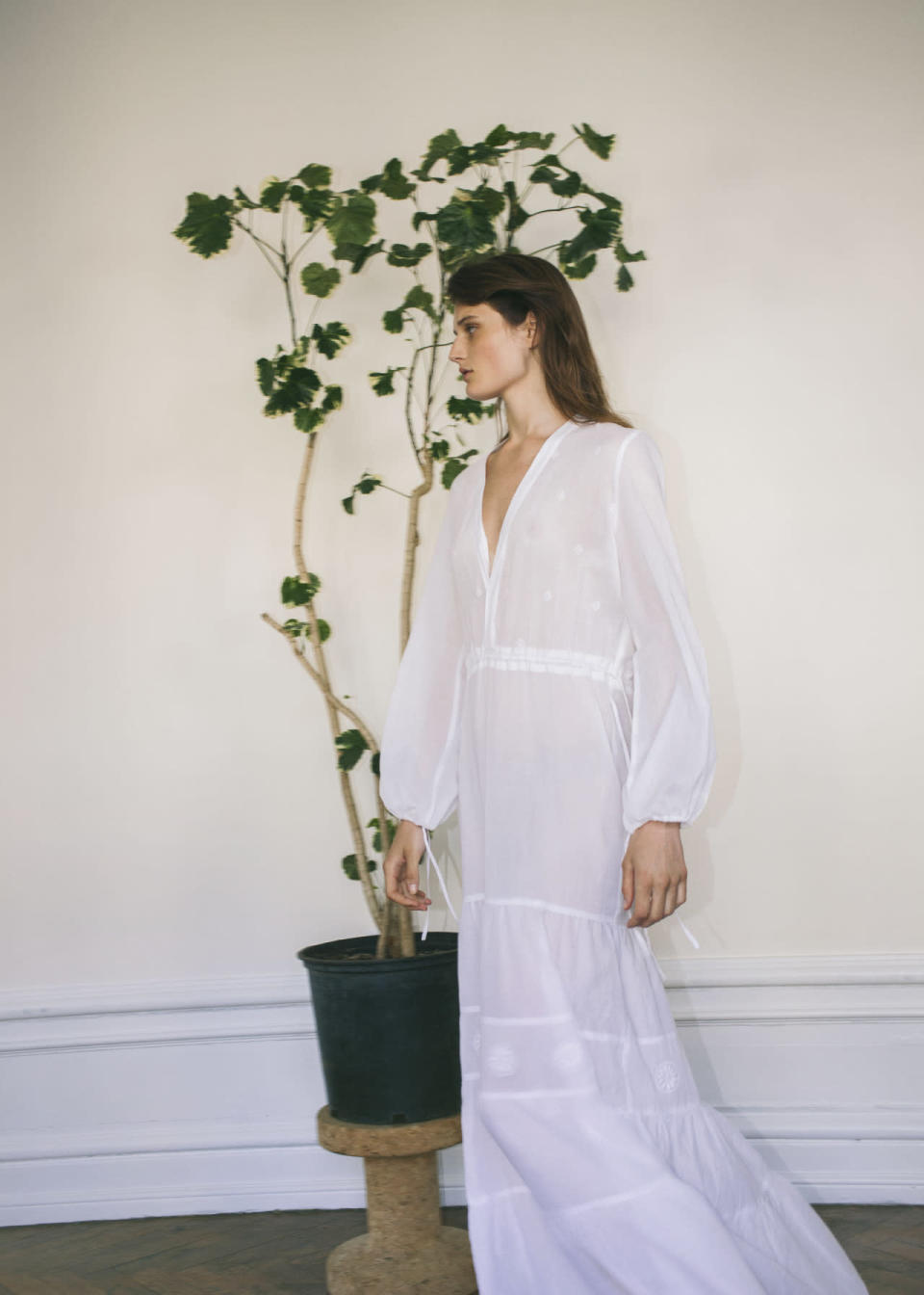 This floor-length, semi-sheer gown is breezy and comfortable. Can’t you just imagine roaming around in English gardens and French châteaus wearing this?