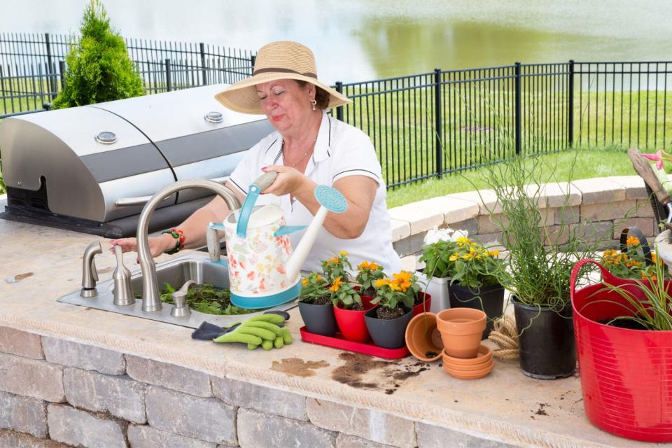 Outdoor Kitchen Cost