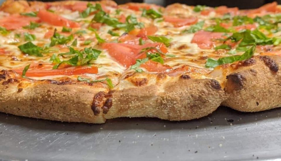 A new restaurant tentatively called Pi on Main is set to replace Pizza N' Brew in downtown Sarasota at 1507 Main St. It will serve hand-tossed, thin-crust pizzas similar to those served at 3.14 Pi Pizza on Siesta Key, also owned by Sarasota-based Watershed Hospitality Concepts.