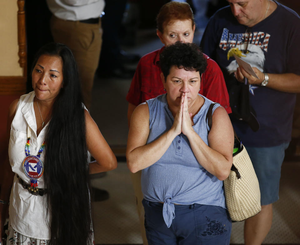 <p>Members of the public line up to pay their respects for Sen. John McCain during a viewing at the Arizona Capitol on Wednesday, Aug. 29, 2018, in Phoenix. (Photo: Ross D. Franklin/AP) </p>