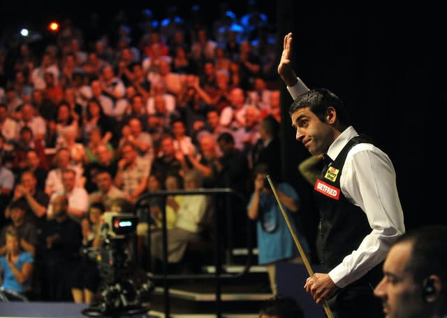 Ronnie O’Sullivan waves to the crowd at the Crucible