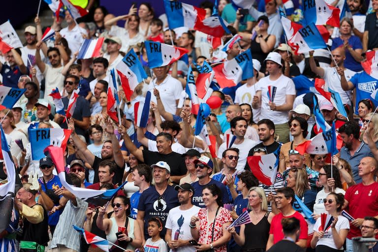 Rugby seven los pumas se enfrentan a australia. 
Público francés abuchea a los pumas