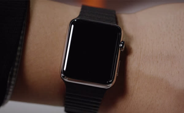 為何今年不應買 Apple Watch? 看看開機畫面立即明白 [影片]