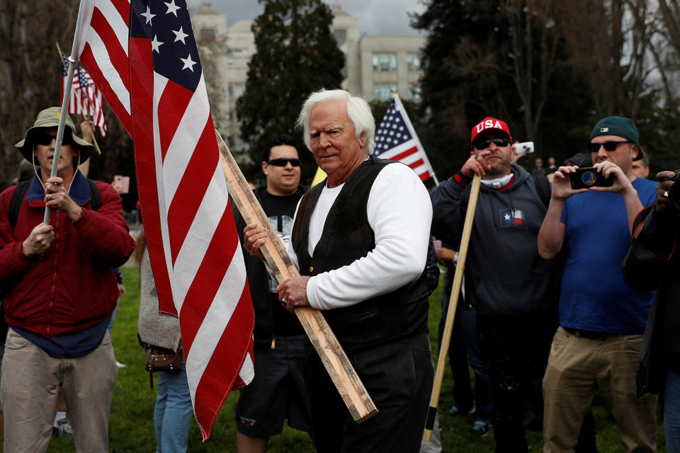 Pro-Trump rally turns violent in Berkeley