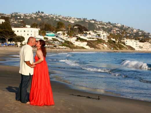 laguna beach california kiss