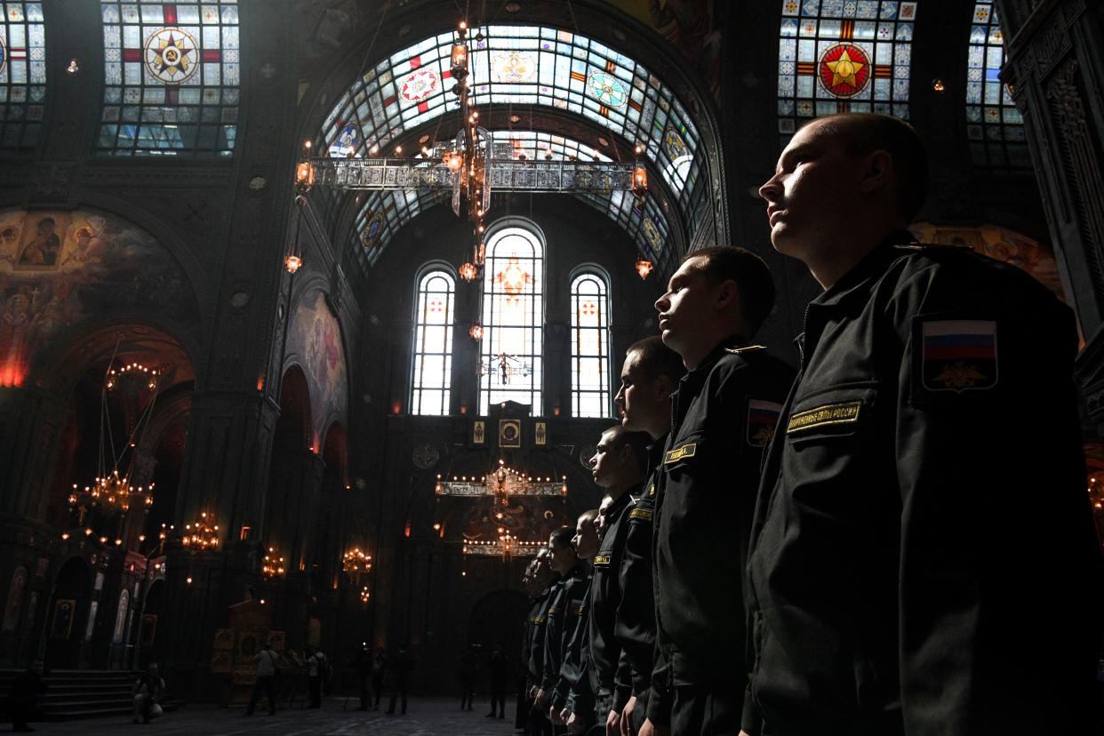 Russian servicemen attend a service at the Cathedral of the Armed Forces in a military theme park outside Moscow on June 23, 2020. (Kirill Kudryavtsev/AFP via Getty Images)
