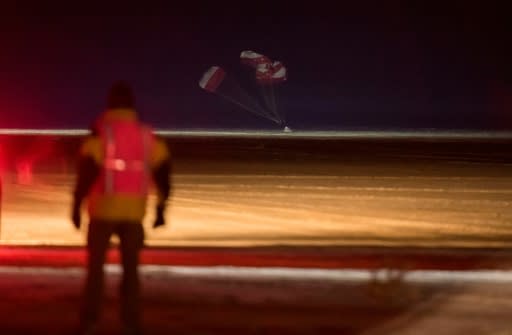 The Boeing CST-100 Starliner spacecraft lands in White Sands, New Mexico after its aborted mission