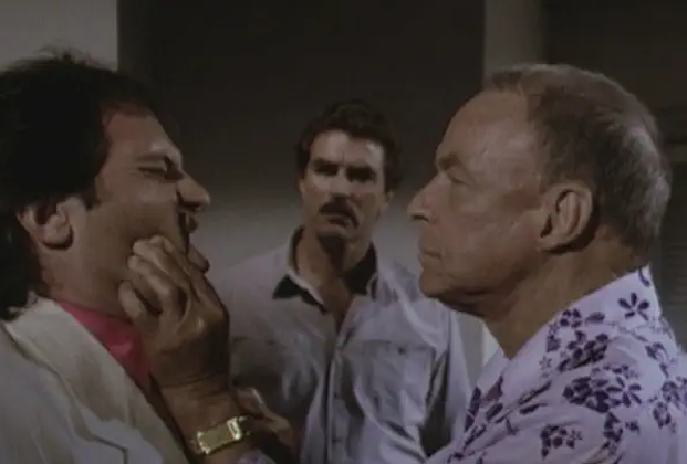 Sinatra (right) in the Season 7 <em>Magnum, P.I.</em> episode ‘Laura’