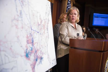 U.S. Senator Mary Landrieu (D-LA) speaks after the vote on the Keystone XL pipeline failed to pass the Senate on Capitol Hill in Washington November 18, 2014. REUTERS/Joshua Roberts