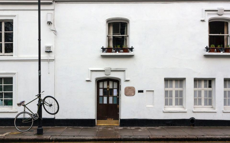 Rowan Pelling's beloved Chelsea Arts Club is finally opening its doors  -  Peter Scholey / Alamy Stock Photo