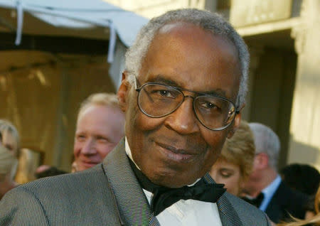 FILE PHOTO: Actor Robert Guillaume who starred on the television series "Benson," "Soap," and Sports Night" poses as he arrives for the ABC television networks 50th anniversary in Hollywood, California, U.S., March 16, 2003. REUTERS/Fred Prouser/File Photo