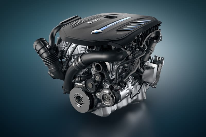 X5 3.0升V6汽油渦輪引擎以出色動力與油耗獲獎。