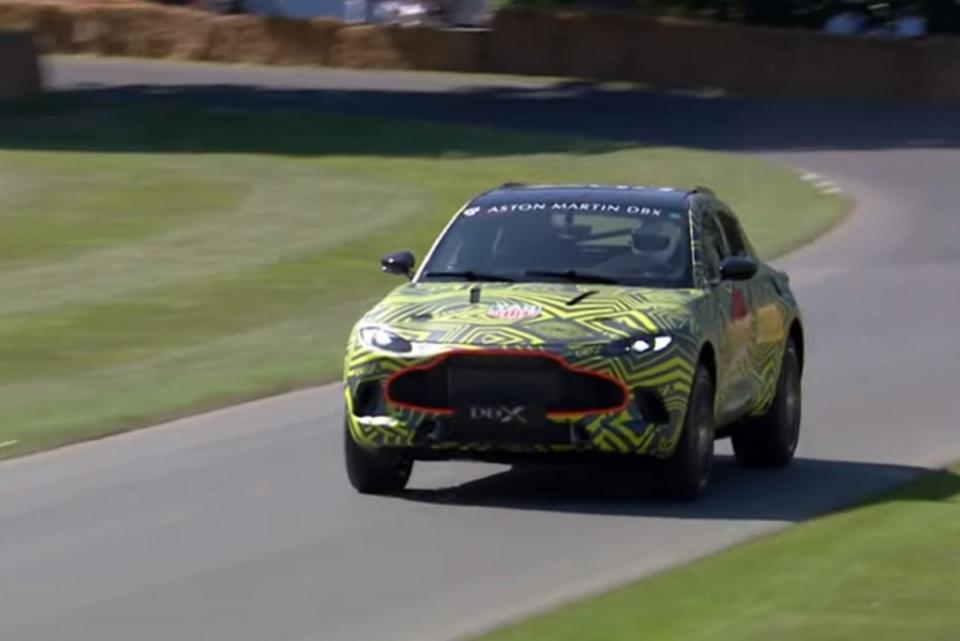 aston-martin-dbx-goodwood