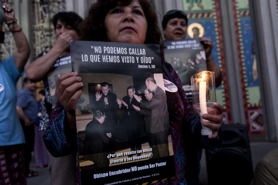 People protest against&nbsp;Juan Barros, current Bishop of Osorno, in front of a cathedral in Osorno, Chile, on Feb. 23, 2018. Abuse victims say Barros witnessed abuse by Chile&rsquo;s the Rev. Fernando Karadima, who was convicted in 2011. (Photo: NurPhoto via Getty Images)