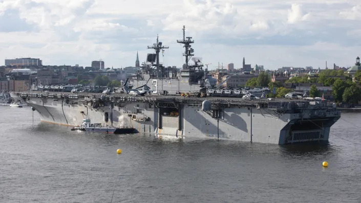 Wasp-class amphibious assault ship USS Kearsarge (LHD 3) of the US Navy is seen at the harbour in Stockholm, Sweden, on June 3, 2022, ahead of the Baltic Operations 'Baltops 22' exercise that will take place from June 5 to 17 in the southern Baltic Sea area. (Reinaldo Ubilla/NurPhoto via Getty Images)