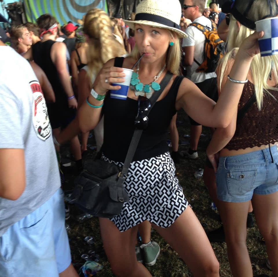 Hailee Bridge thought she was taking a fun party pic at Big Day Out. Little did she know... Source: Hailee Bridge/Caters