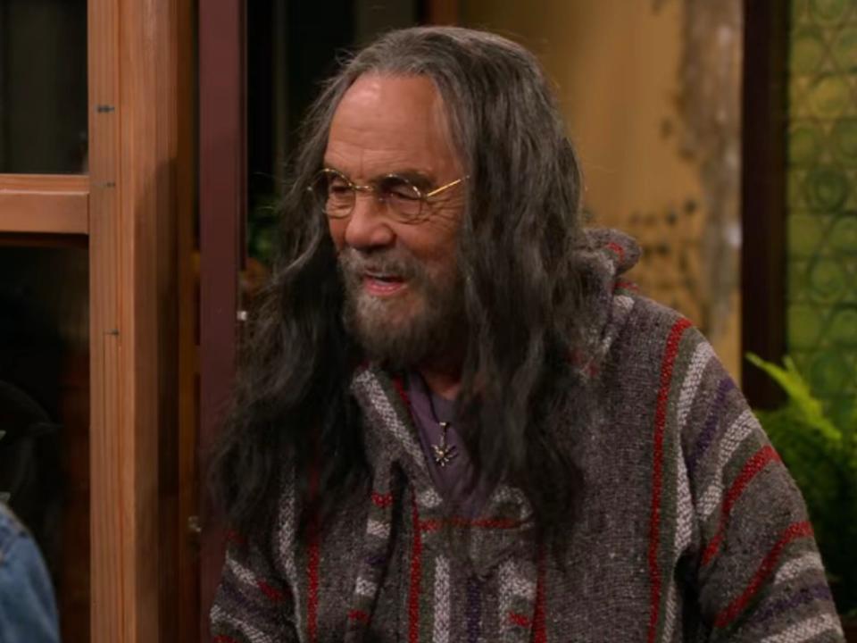 Tommy Chong as Leo on season one, episode two of "That '90s Show."