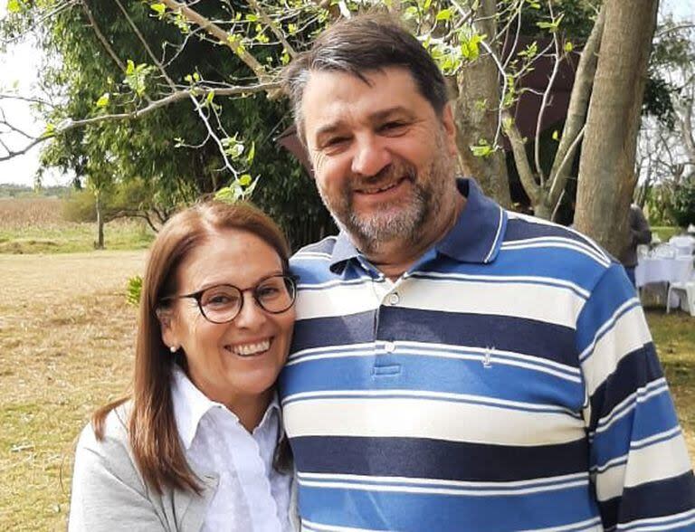 Claudio Perusini y su esposa, María Laura
