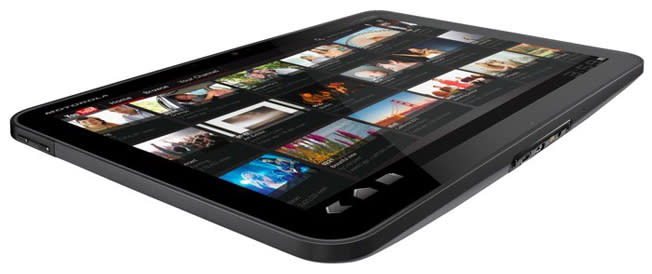 Motorola-Xoom-angle