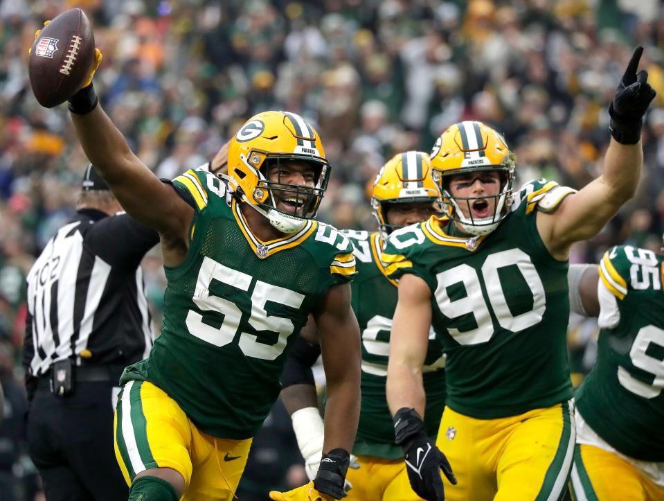 Will the Green Bay Packers beat the Carolina Panthers on Sunday? NFL Week 16 picks, predictions and odds for the game.