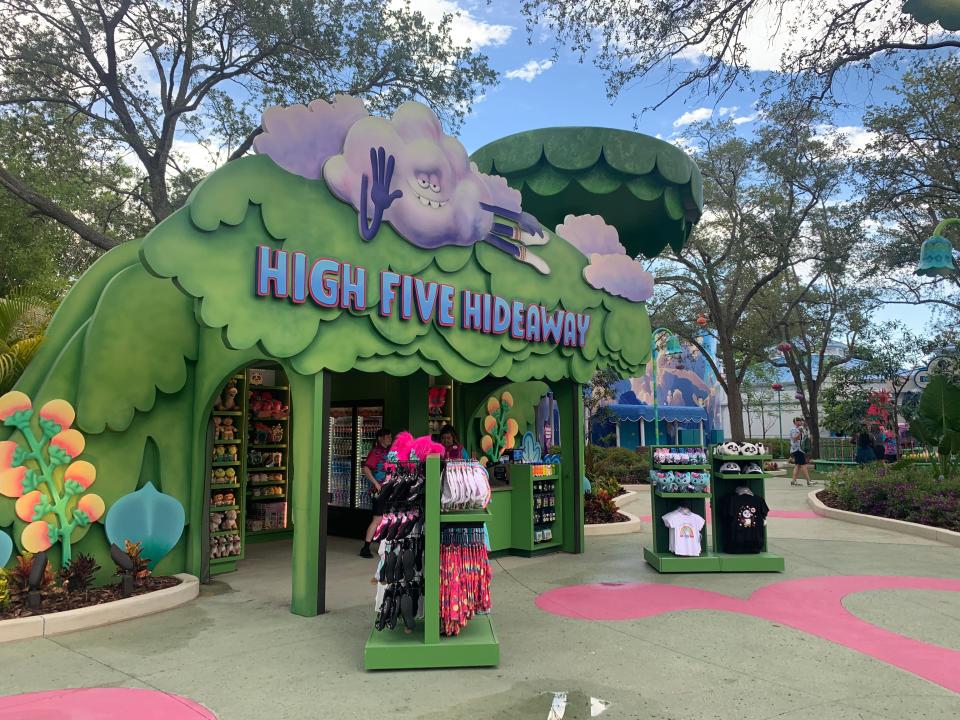 Universal Orlando's DreamWorks Land plants a new giftshop right in the middle of the new land.