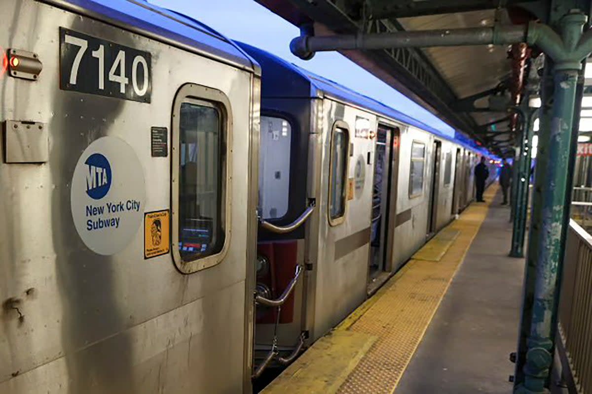 One killed and five wounded in shooting at subway station in The Bronx (AP)