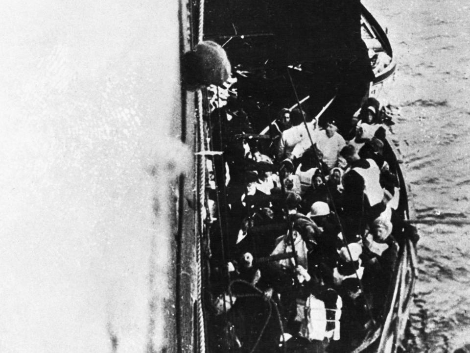 Titanic passengers being rescued