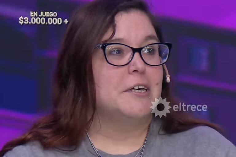 “Son Angióloga, Médium, Canalizadora y Tarotista”, dijo la participante cuando el conductor le preguntó a qué se dedicaba (Foto: Captura de TV / eltrece)