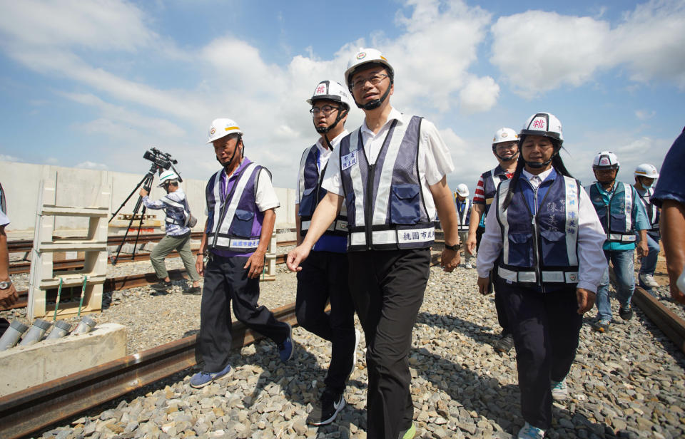 張善政表示，北機廠是捷運通車的必要重點，4棟核心建物結構體能夠在1年內完成，無疑是為整體捷運綠線通車目標打了一劑強心針。圖：李春台攝