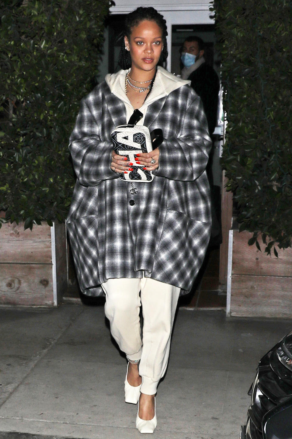 <p>Rihanna was spotted leaving Italian restaurant Giorgio Baldi in Santa Monica, California, after getting dinner with a friend. </p>