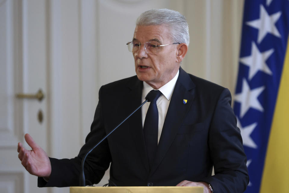 Member of the Bosnian presidency Sefik Dzaferovic speaks during a press conference after official talks with the Spanish Prime Minister Pedro Sanchez in Sarajevo, Bosnia, Saturday, July 30, 2022. (AP Photo/Armin Durgut)