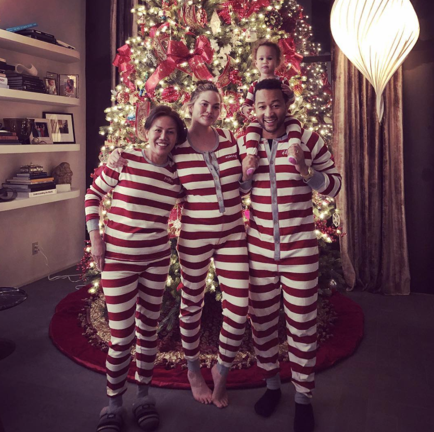 <p>“Christmas is not over,” the the expectant model declared. She posed in front of her massive, still-decorated tree with her mom, hubby John Legend, and their little girl, Luna, all in matching striped pajamas. (Photo: <a rel="nofollow noopener" href="https://www.instagram.com/p/BdgPGt2nTyC/?taken-by=chrissyteigen" target="_blank" data-ylk="slk:Chrissy Teigen via Instagram;elm:context_link;itc:0;sec:content-canvas" class="link ">Chrissy Teigen via Instagram</a>) </p>