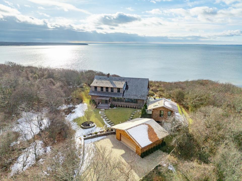 The Long Island beach house sits on 1.6 acres. Hamptons Visuals