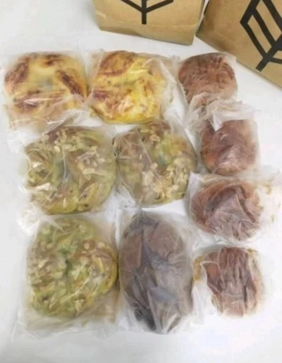 中國網友流行購買「剩菜盲盒」。翻攝新浪網