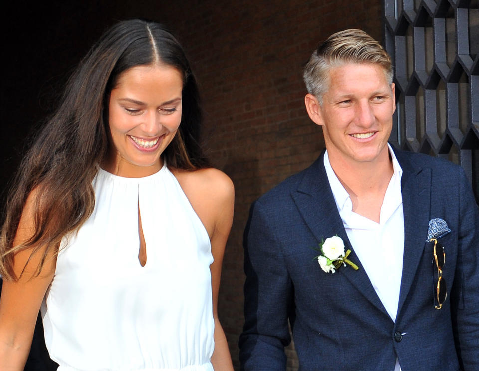 Ana Ivanovic und Bastian Schweinsteiger bei ihrer Hochzeit in Venedig. (Bild: AP Photo)