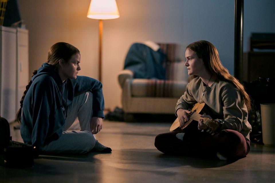 Tegan_and_Sara_Quin_ High School Season 1