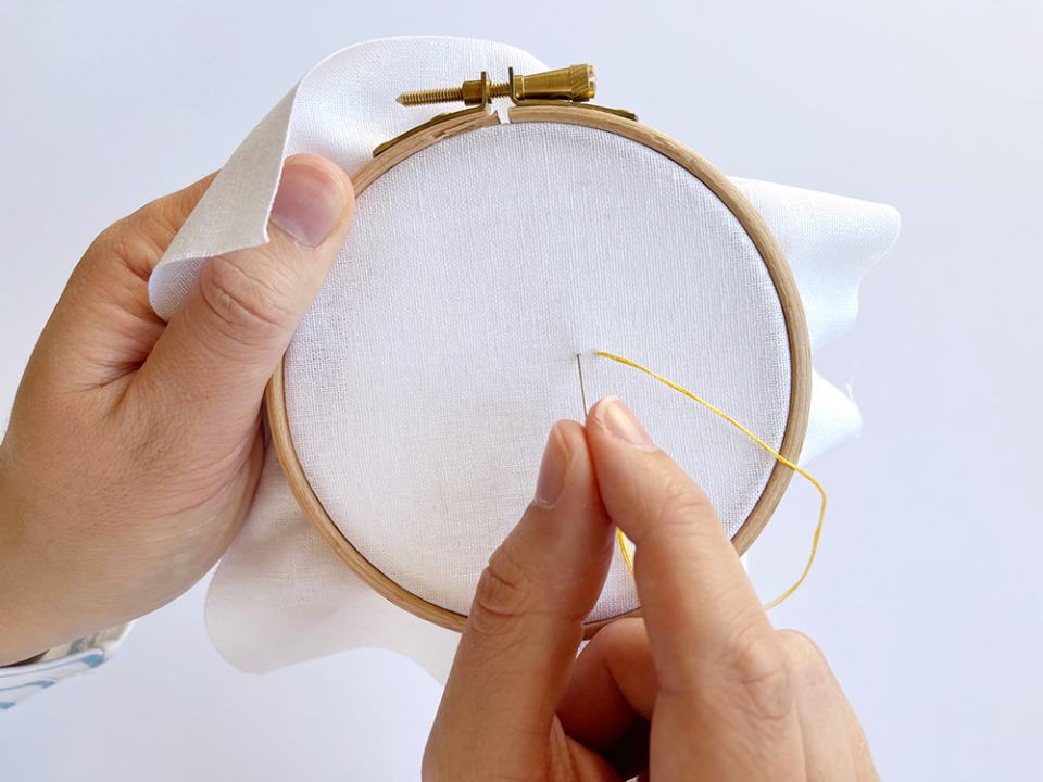 beginners embroidery, step by step back stick