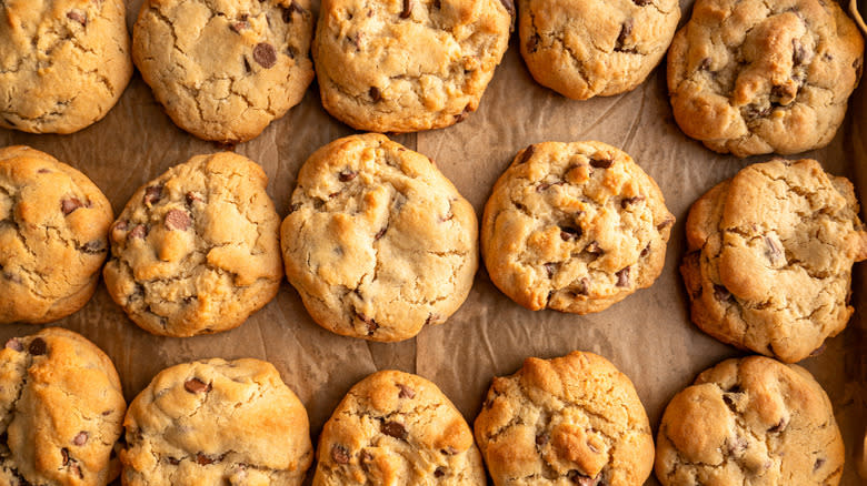 baked chocolate chip cookies