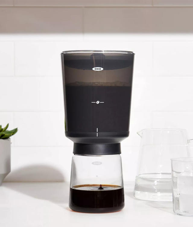 Automatic Cold Brew Coffeemaker (DCB-10) Explainer 
