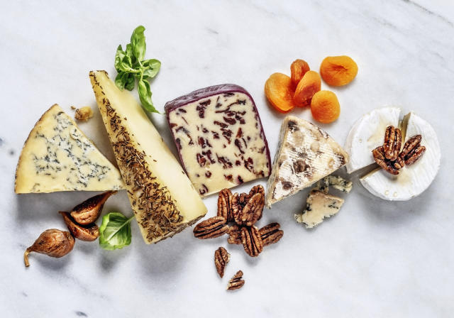 Dégustation de fromages de terroir en plateau